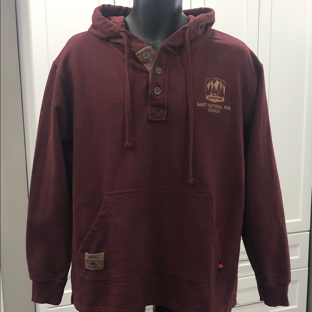 🍁 Canadian Collective Banff Adventure Hoodie | Men’s Medium | Burgundy
